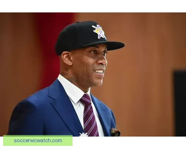 艾维情绪失控言行过激致失业 让人联想到马布里凯琼斯的类似经历